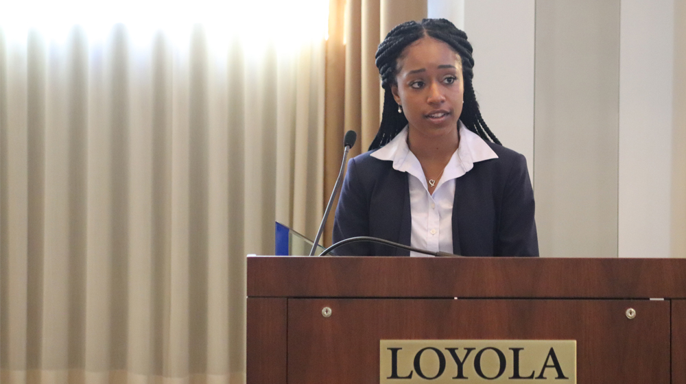 Student activist Taylor Dumpson received the first-ever Digital Ethics Award at the 9th annual Symposium on Digital Ethics at Loyola University Chicago. Photo by Sydney Owens
