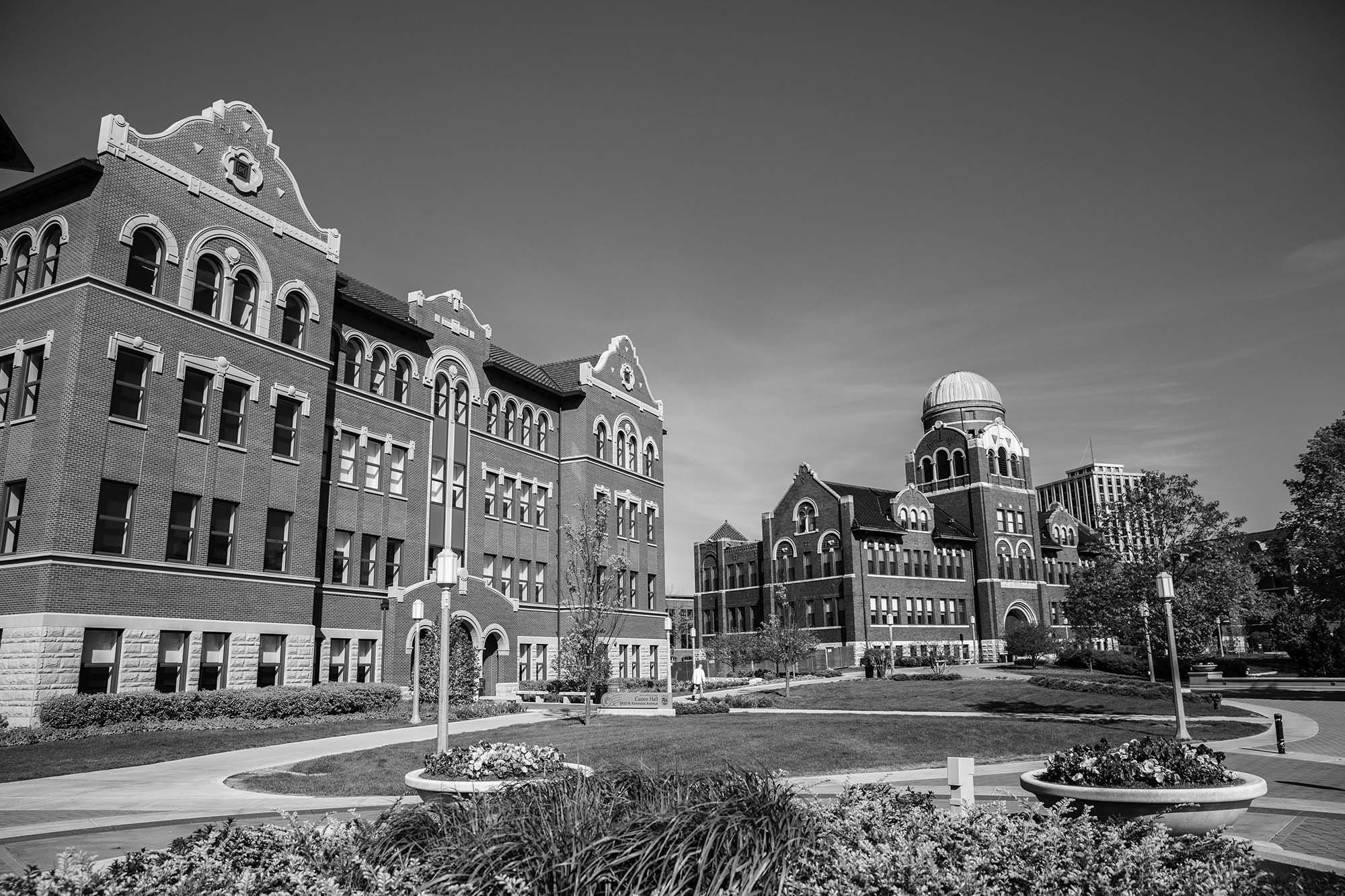 East quad view showing Cuneo Hall to the left of the photograph and Cudahy Science to the right