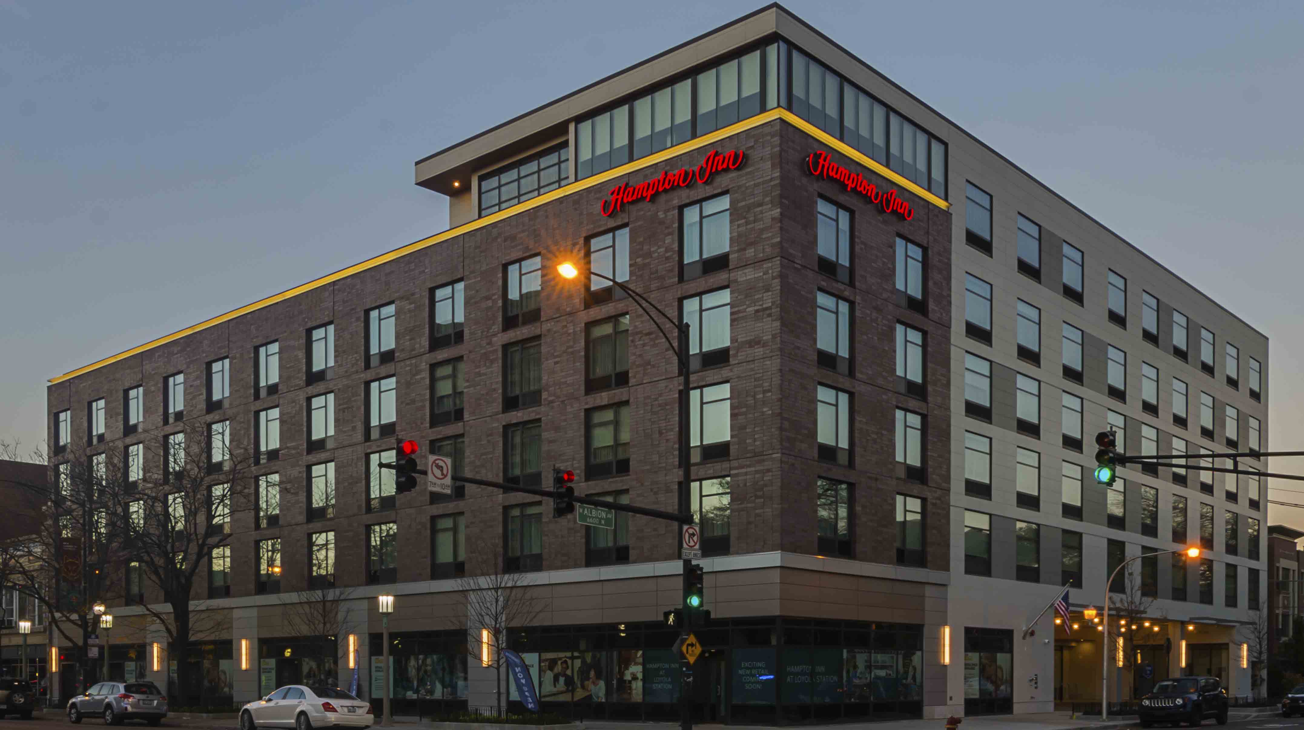 Hampton Inn Opens Location Near Lake Shore Campus 