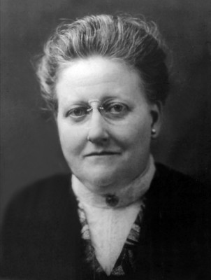 The Amy Lowell Letters Project: Digitizing a Career in Poetry