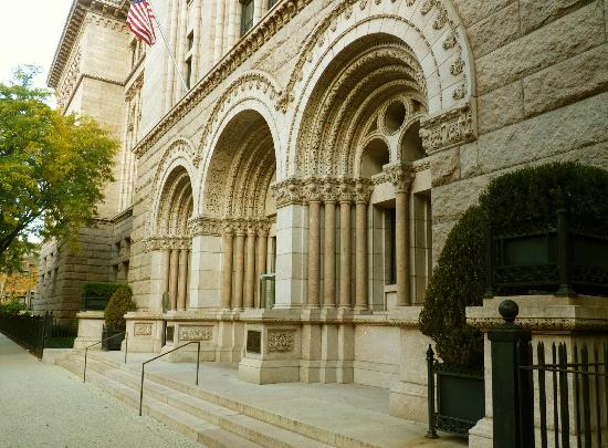 exterior of The Newberry Library
exterior of The Newberry Library