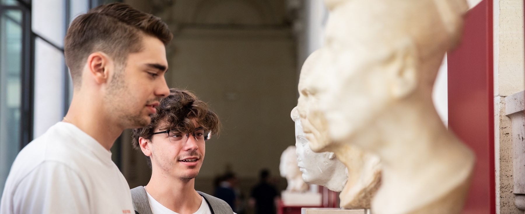 JFRC students are on a museum tour JFRC students are on a museum tour