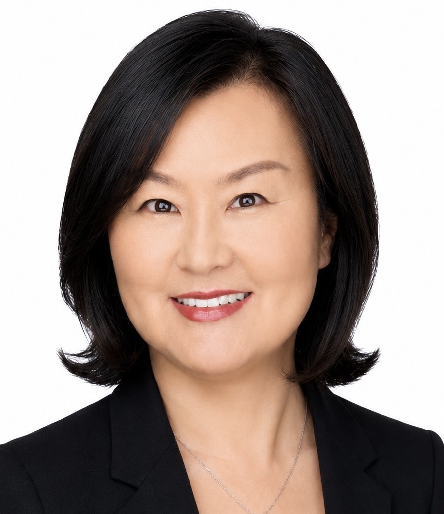 Moonju Lee Headshot 2026 Moonju Lee Headshot 2026