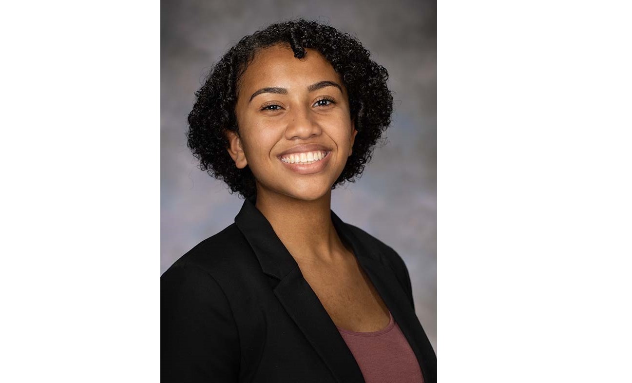 Victoria Grant | Loyola University Chicago