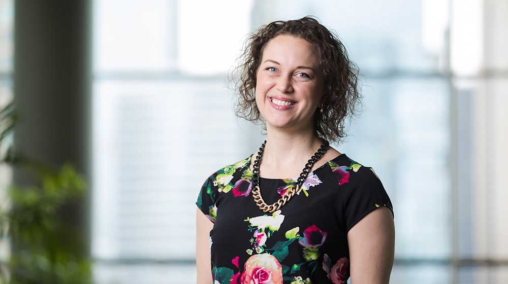 Professor Jenna Drenten in Schreiber Center