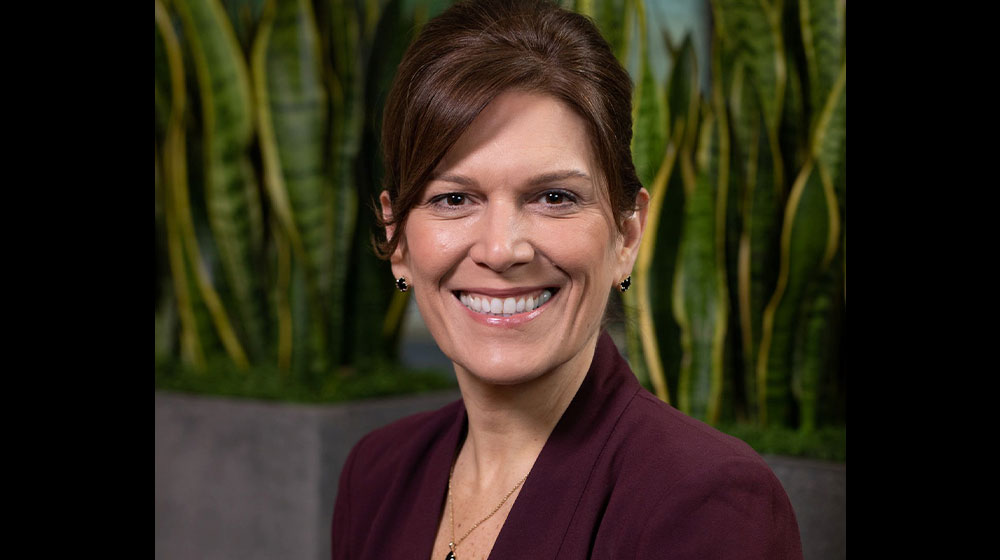 Donna Warton headshot Donna Warton headshot
