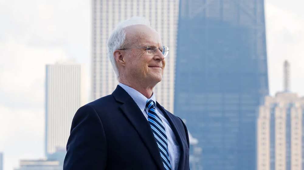 Prof. Cliff Shultz and the Chicago skyline